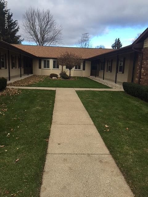 1st image of 7425 Pinegrove Dr SW #98