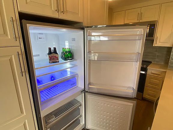 5th image of 480 S Marion Pkwy APT 1705