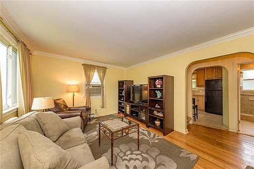 3rd image of 688 Teneyck Ave