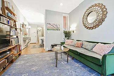 Sold by Avenue Sotheby's International Realty