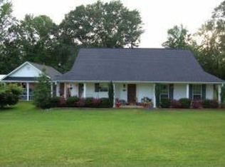 162 Rolling Acres Dr, Mooreville, MS 38857