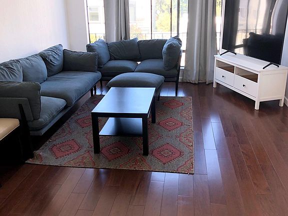 4th image of 1739 Cabrillo St APT 1