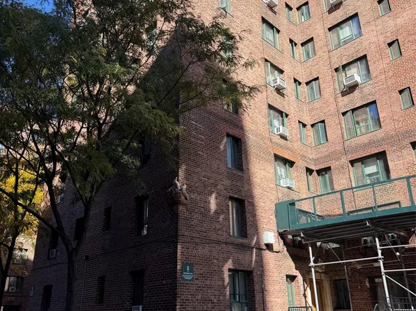 9 Metropolitan Oval #7C, Bronx, NY 10462