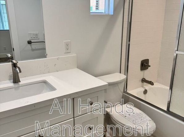 231 Loma Ave Unit 16