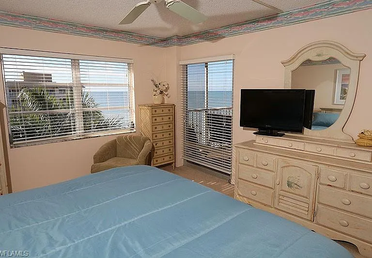 3443 Gulf Shore Blvd N #804 — Photo 9
