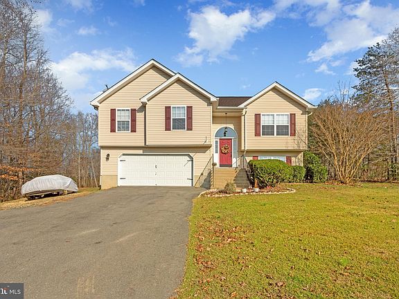 2nd image of 29044 Dandelion Dr