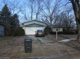 22628 Lorraine Ct, Richton Park, IL 60471