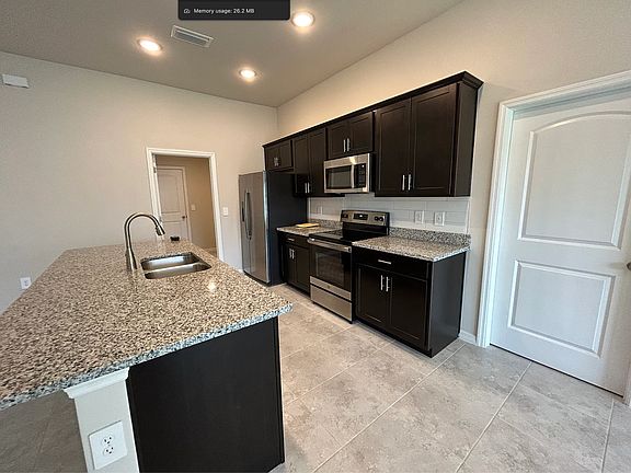 5th image of 4113 NE 20th Ct