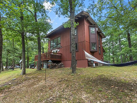 3rd image of 773 Hickory Hills Dr