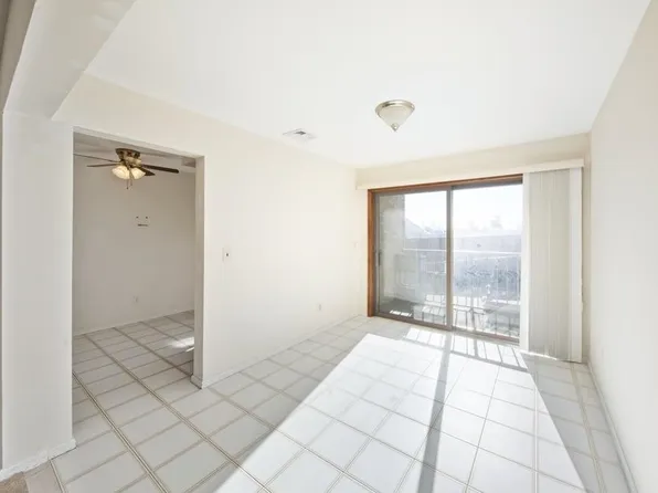 314 Palisade Avenue image 8 of 18