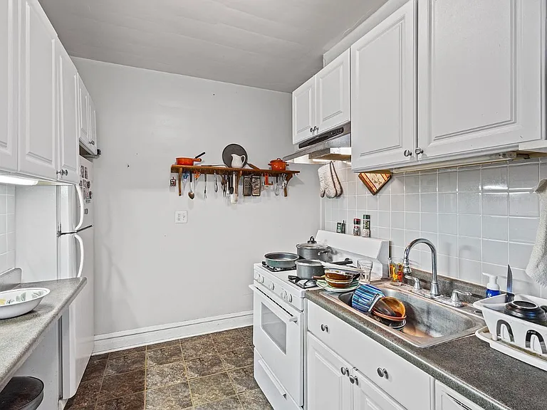 6835 N Wolcott Ave #G — Photo 9