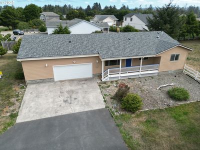 667 Seabird Dr SW, Bandon, OR, 97411