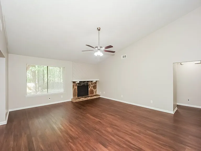 67 Burnham Cir — Photo 6