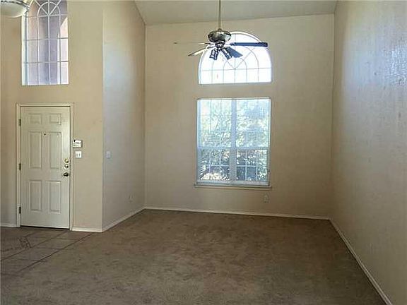 5th image of 10786 Katelyn Gray Cir