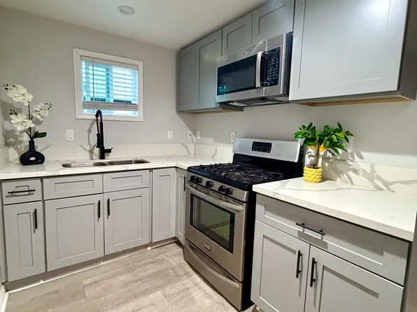 728 Lime Ave, Long Beach, CA
