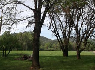 780 Covered Bridge Rd, Rogue River, OR 97537