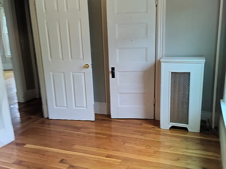28 Creston St #2 — Photo 9