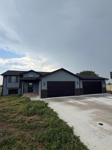 639 Eagle Ct, Box Elder, SD, 57719