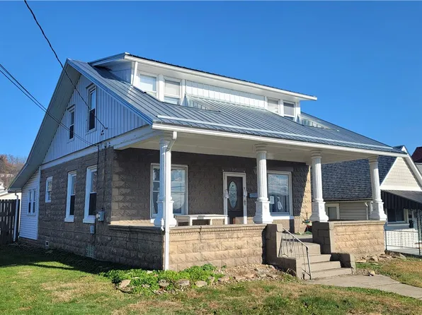 712 Todd Ave, Ellwood City, PA 16117