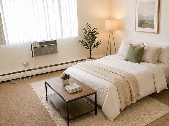 3rd image of 135 S Hancock St APT 102