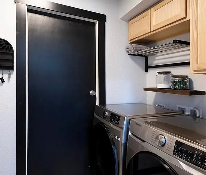 1684 Bing Crosby Dr — Photo 6