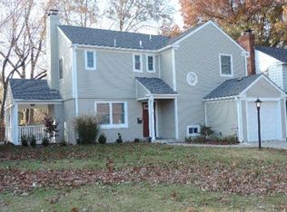 6812 Holmes Rd, Kansas City, MO 64131