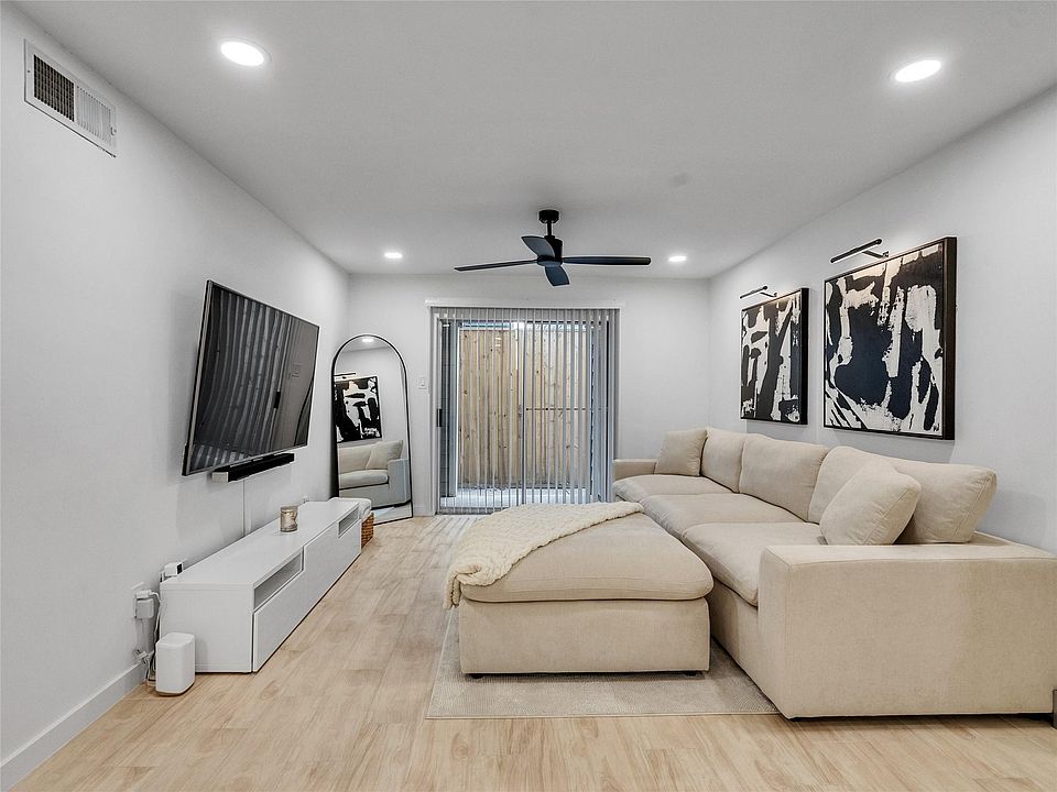 1st image of 4200 Watson St APT 201