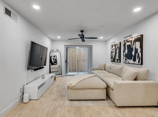 4200 Watson St APT 201, Houston, TX 77009