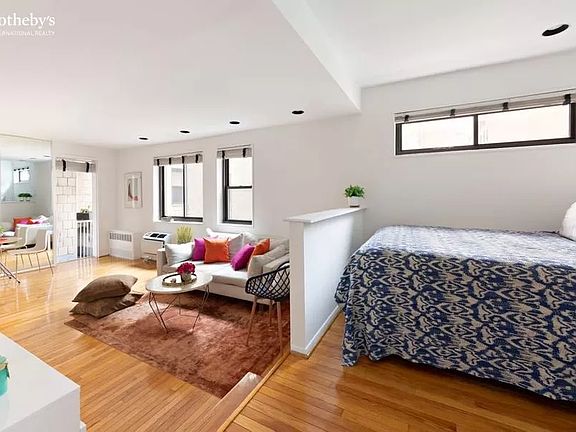 4th image of 85 8th Ave APT 3U