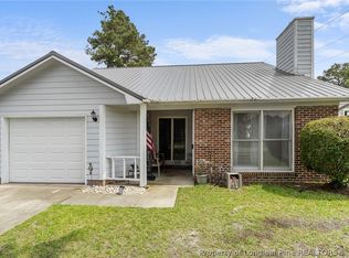 5334 Tory Hill Rd, Hope Mills, NC 28348