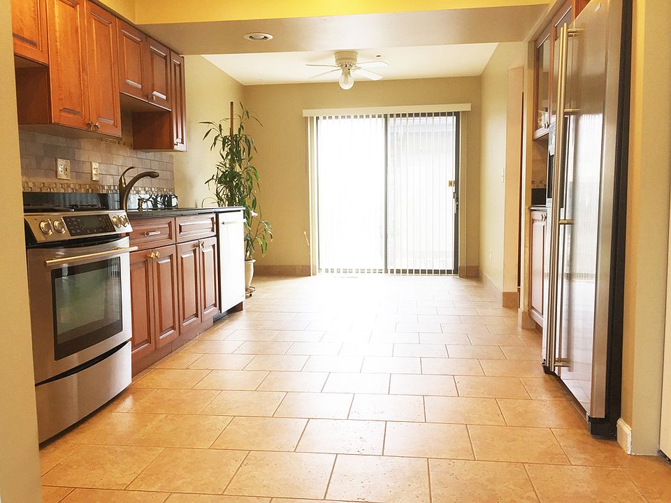 1st image of 7454 Brynmawr Ct Unit 1