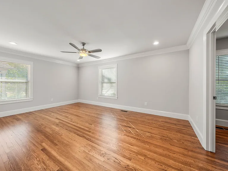 29011 Woodland Dr — Photo 31