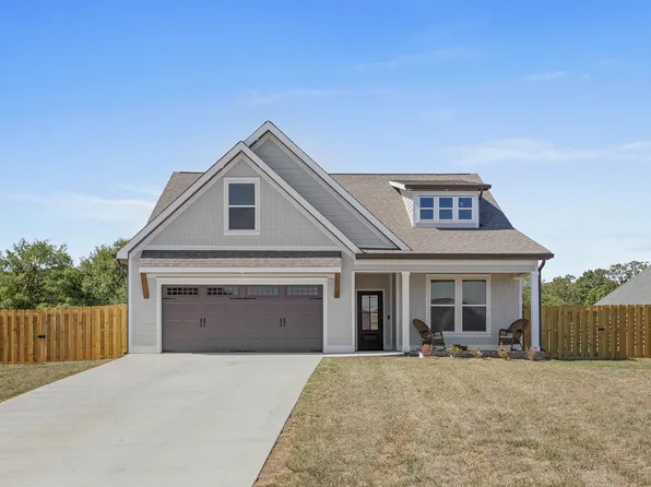 51 Seven Pines St, Chickamauga, GA 30707