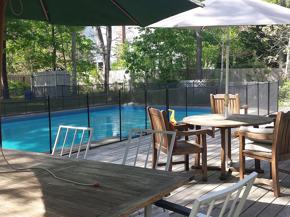 1st image of 2 Ganley Ln