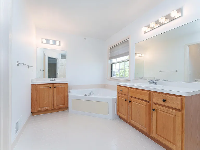 2889 Barclay Way — Photo 15