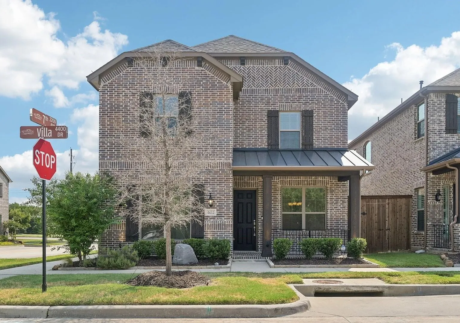 3-Bedroom Luxury Lease in Flower Mound's Riverwalk Community — Photo 1