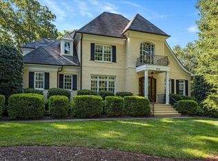 6102 Treyburn Point Dr, Durham, NC 27712