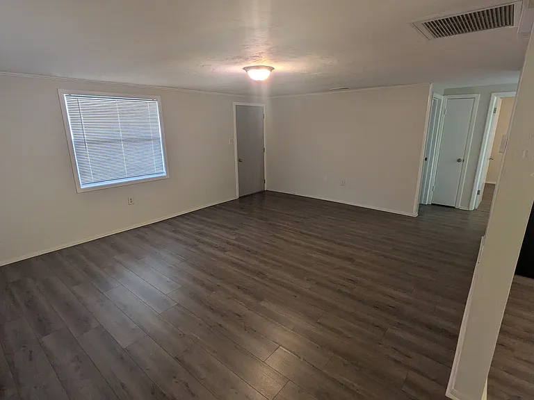6815 W Rich St #A — Photo 2