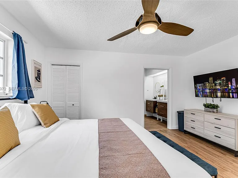 816 Polk St — Photo 28