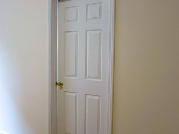 3rd image of 236 E 80th St APT 27