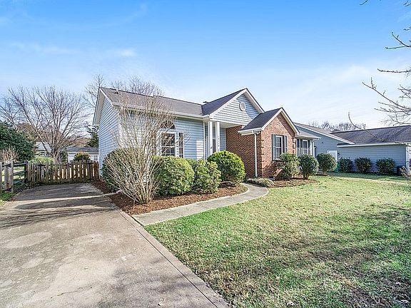 2nd image of 13118 Indian Hills Ln