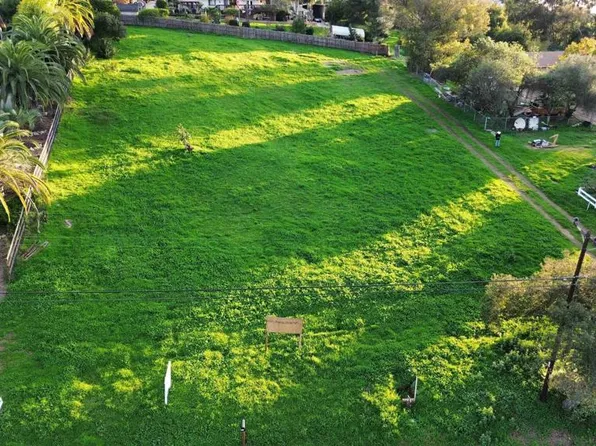 1851 E Mission Rd, Fallbrook, CA 92028