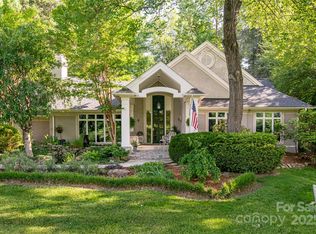 54 Fairway Rd, Asheville, NC 28804