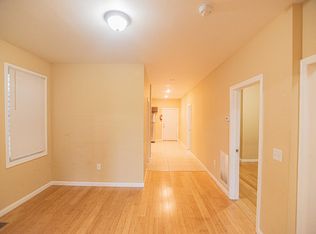 527 S 16th St #1, Newark, NJ 07103