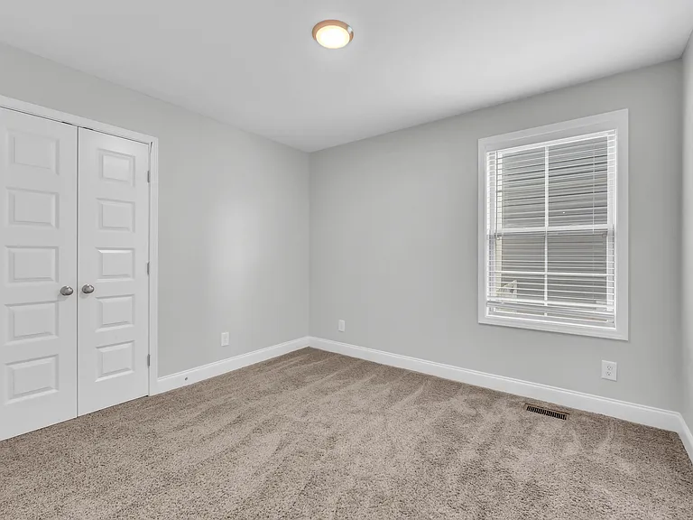 438 Mattingly Dr — Photo 25
