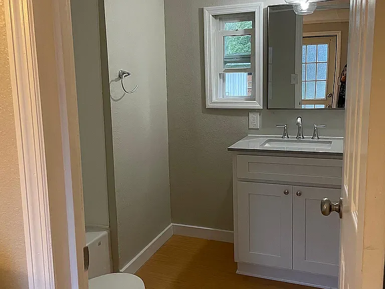 4126 Ernest Dr — Photo 10