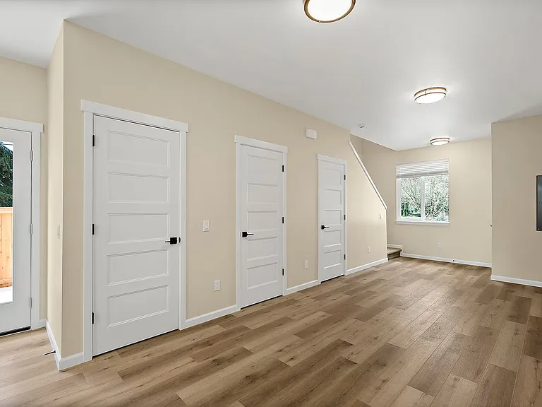 8511 Woodlawn Ave SW — Photo 14