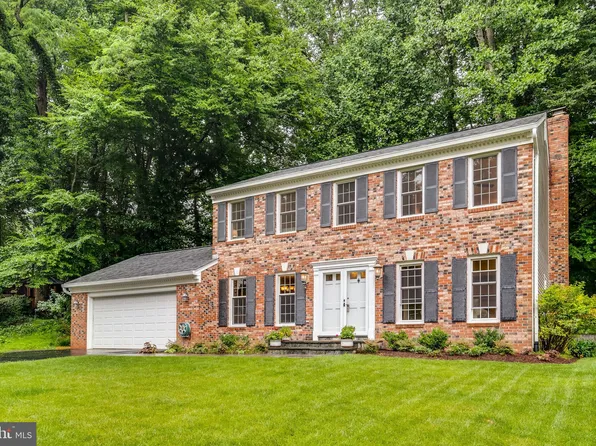 9635 Boyett Ct, Fairfax, VA 22032