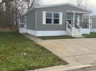 510 N Skyview Dr, Morrice, MI 48857