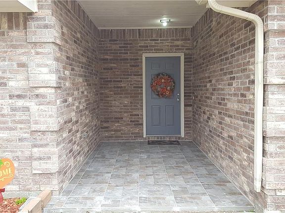 2nd image of 3148 Ronay Dr